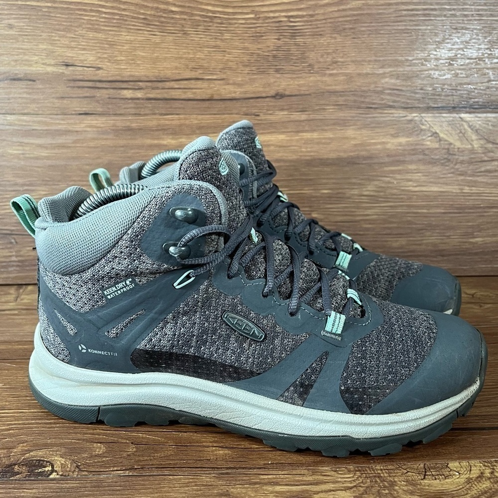 Keen Gray Ankle Boots for Women